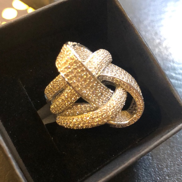 Sold out - Picture 2 of 2